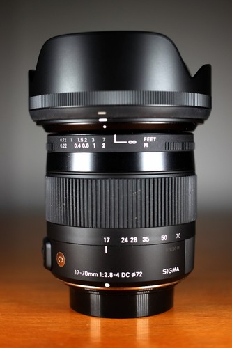 Sigma 70mm 4 dc - sigma, f/2.8-4
