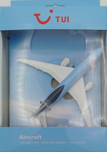 Tui boeing 787 dreamliner - tui,
