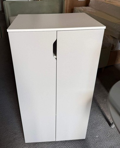 Assembled habitat pod door - pod,