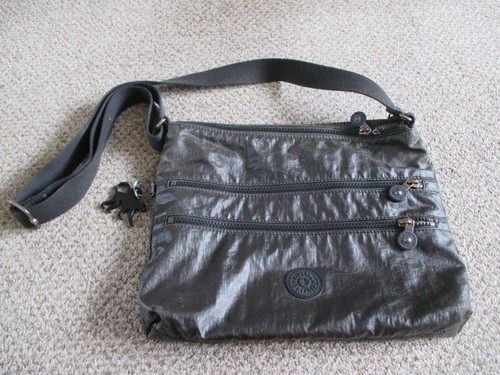 Kipling black wax effect alvar - kipling,