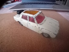Corgi Toys Rover 2000TC with