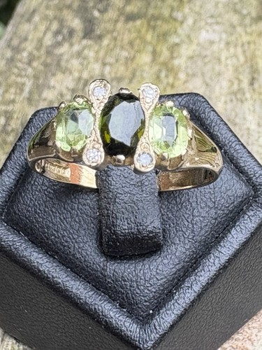 Vintage 9ct gold sapphire - gold,