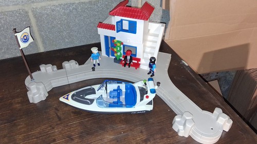 Playmobil 5128 harbour - harbour, police