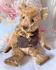 Fabulous 17" soft gold mohair