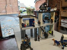 Playmobil 5182 City Action Police Station Alarm System plus helicopter plus load