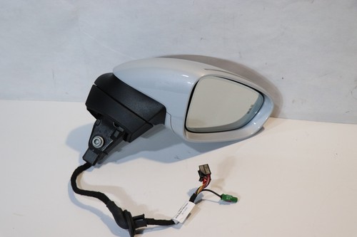 Porsche 911 992 - right, side