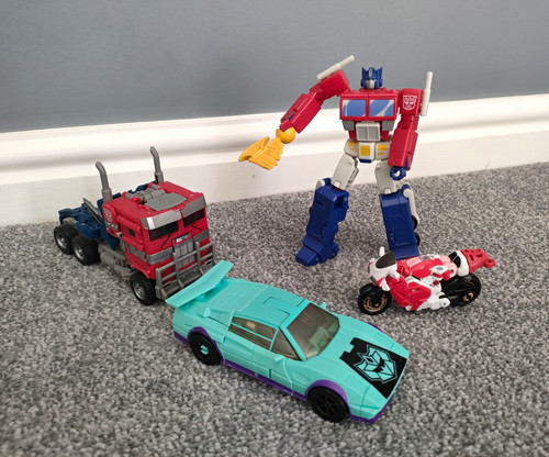 Hasbro transformers optimus - hasbro,