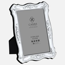 Carrs Traditional 6" x 4" Sterling Silver Photo Frame With Grey Velvet Back