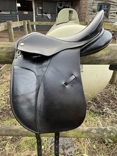 black 16 inch Medium Wide