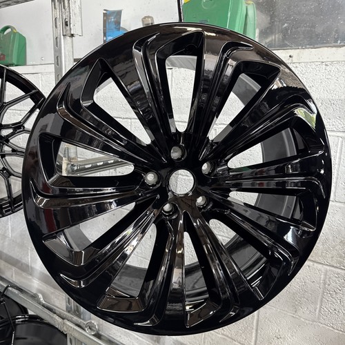 Bentley bentayga gloss - bentley, 22"