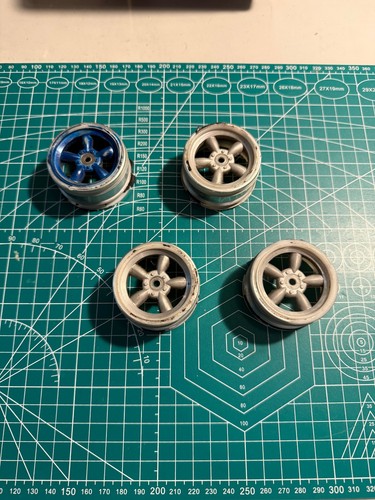 Used hpi rs4 - used, wheels