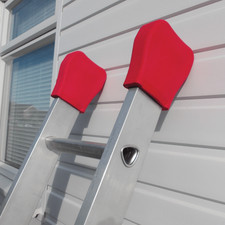 Laddermat window cleaner - window,