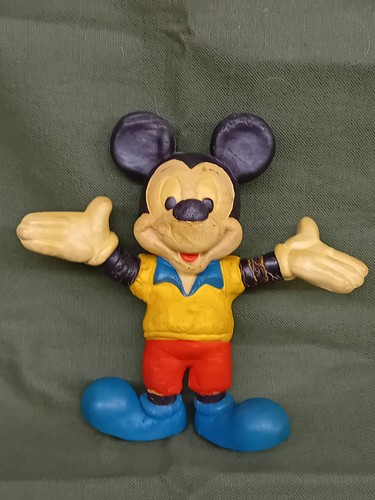 Vintage well loved mickey - well,