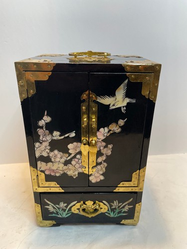Vintage chinese black lacquer - vintage,