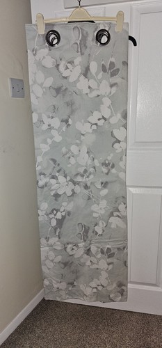 Eyelet curtains pair 54 - pair, 66