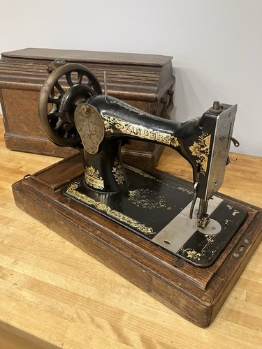 Antique singer 1895 hand crank - singer,