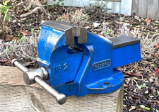 Vintage Record No 2 Vice 3-1/2" Jaw Bench Vice Engineer Tool