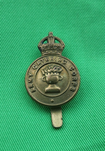 Army catering corps cap badge - catering,