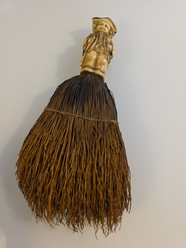 Vintage small hand brush - small,