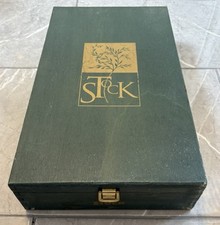 STOCK Rustic Green Wooden