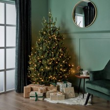 Christmas Tree Green Pre-lit
