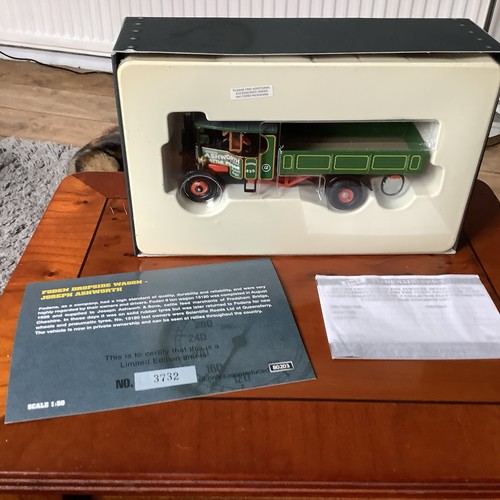 Corgi vintage glory - ,
