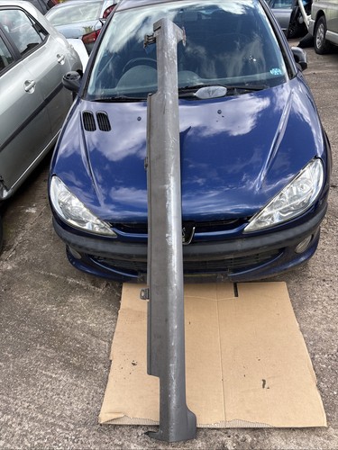 Honda civic 5dr f side - honda,