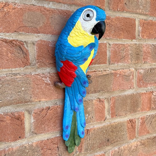Parrot garden ornament fence - ornament,