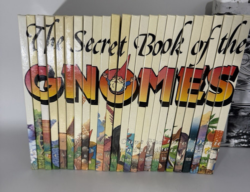 The secret book gnomes - book,