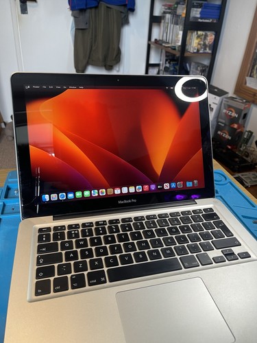 Apple macbook pro 13inch - apple,