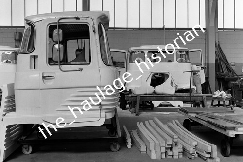 Thh truck photos scammell - thh,