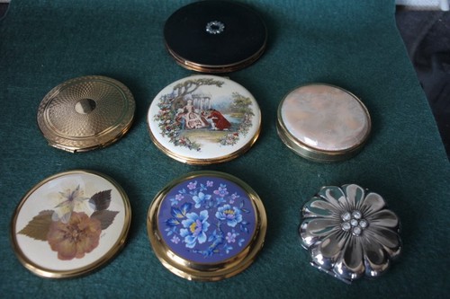 Vintage collection compacts - vintage,