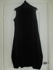 NEW MARLA WYNNE Velvet Balloon