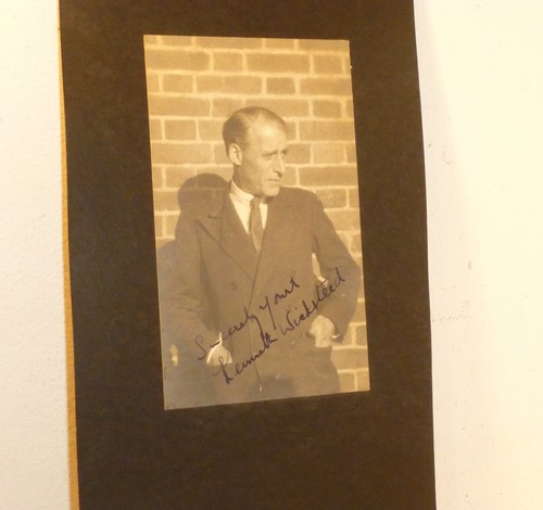Autographed photograph signed - photograph,