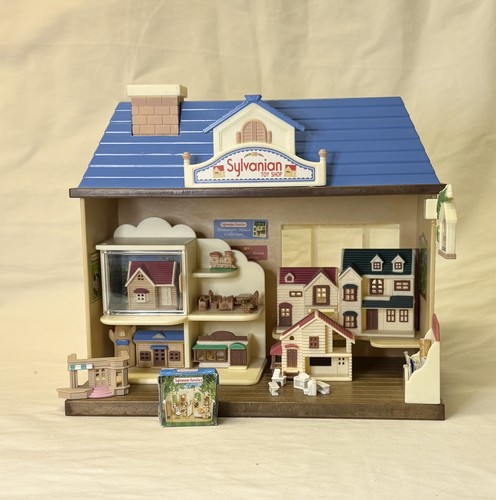 Sylvanian families toy shop - families,