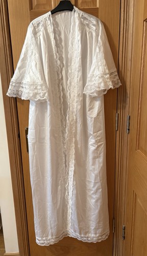 David nieper dressing - dressing, gown