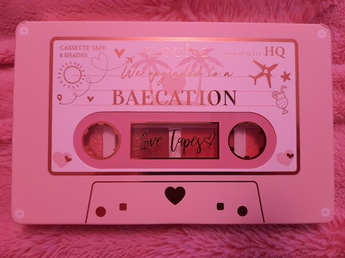 Plouise love tapes - , pallet.