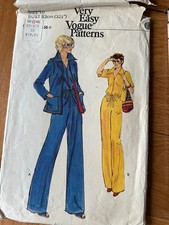 Vintage Very Easy Vogue Sewing