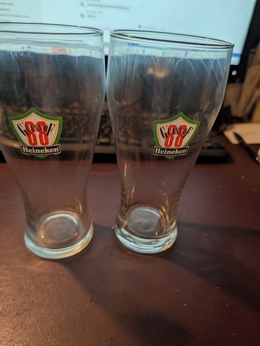 Pair vintage heineken 5 - vintage, 1.5