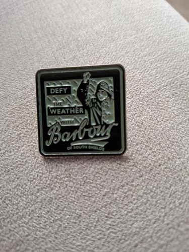 Barbour pin badge - pin,
