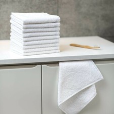 24 x White Hotel Quality