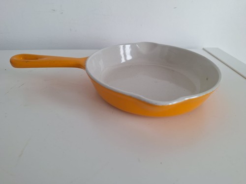 Vintage cousances creuset - cousances, le