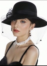 BRAND NEW LADIES HAT FOR