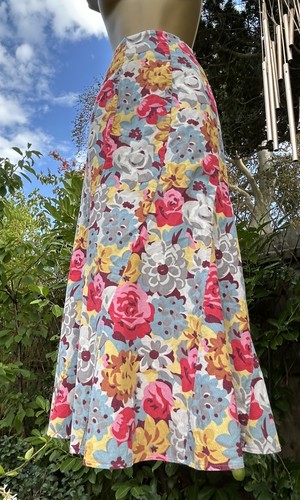 Boden skirt needlecord - needlecord, floral