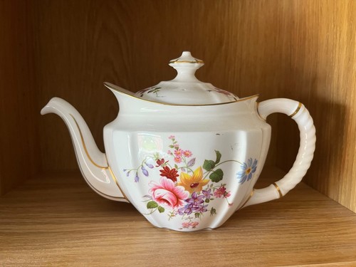 Royal crown derby posies - crown,
