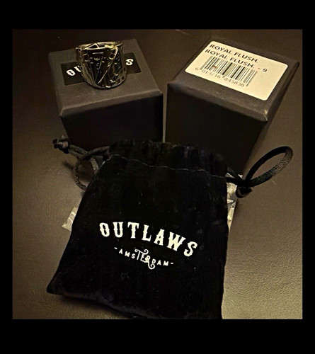 Outlaws amsterdam royal flush - amsterdam,