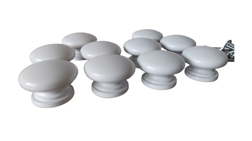 White pine drawer knobs - pine,