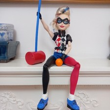 DC Superheroes Girls Suicide