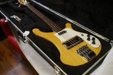 Greco Rb700 Bass with hard