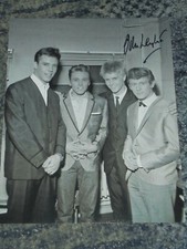 JOHN LEYTON-  - 10x8  PHOTO